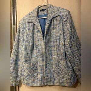 Light blue and white plaid blazer #plaid #plaidblazer #blazer